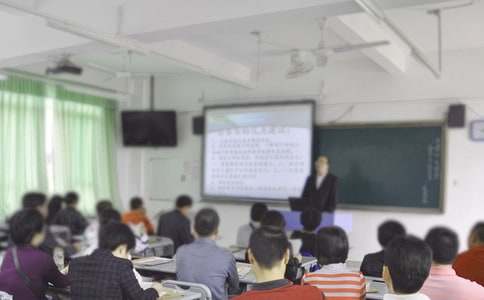 蒙氏教师中班家长会发言稿范文